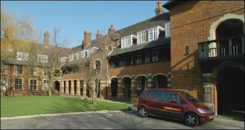 Meadway Court g